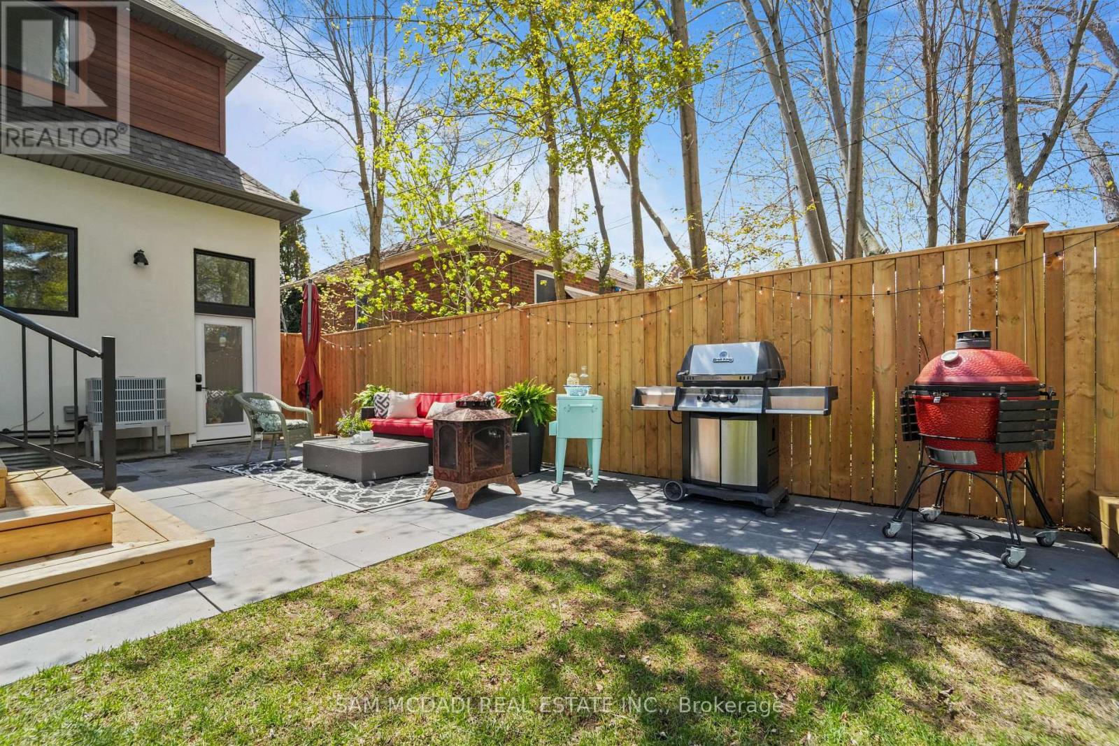 130 Lake Promenade, Toronto, Ontario  M8W 1A5 - Photo 43 - W13118032