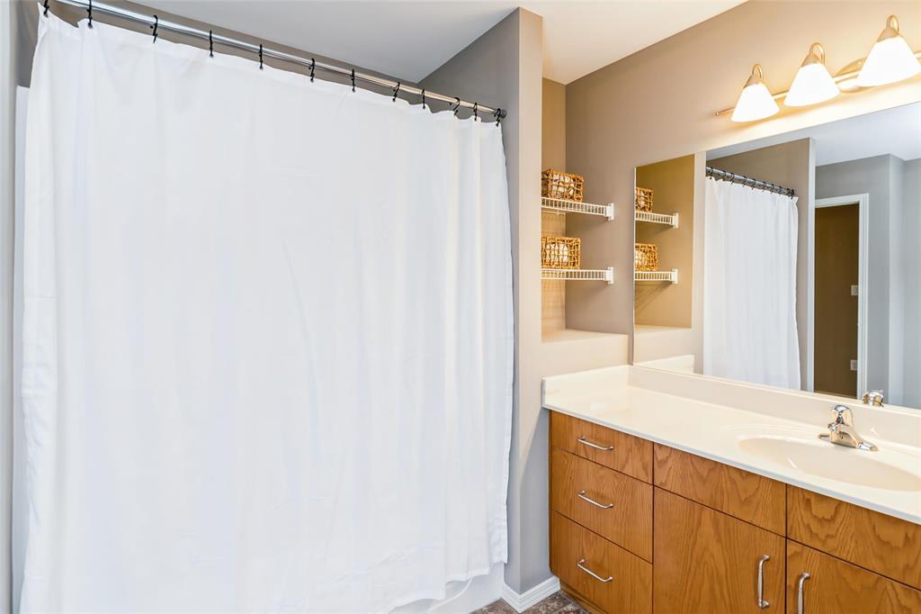 30 Atwood Street, Winnipeg, Manitoba  R2C 5N7 - Photo 33 - 202610313