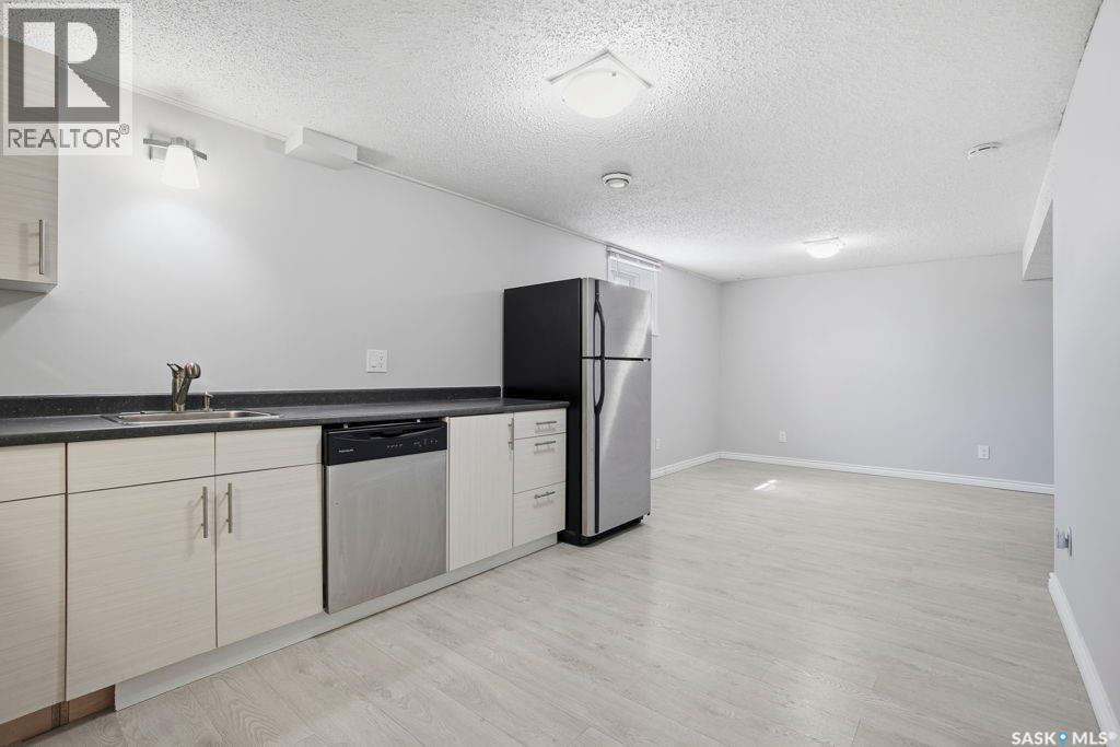 38 Cartier Crescent, Saskatoon, Saskatchewan  S7L 4L7 - Photo 16 - SK035696