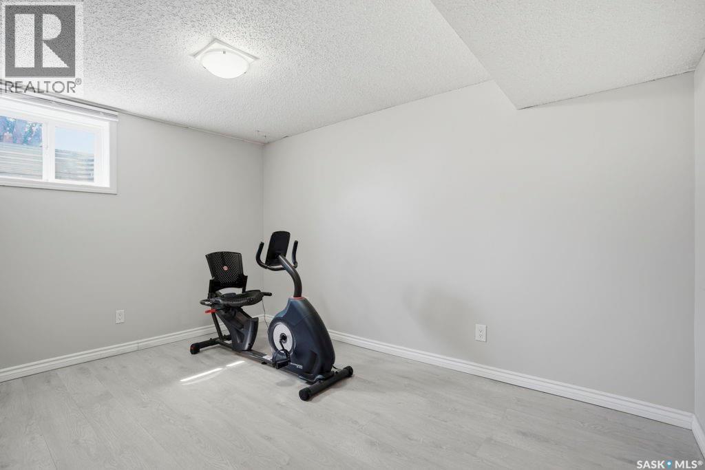 38 Cartier Crescent, Saskatoon, Saskatchewan  S7L 4L7 - Photo 19 - SK035696