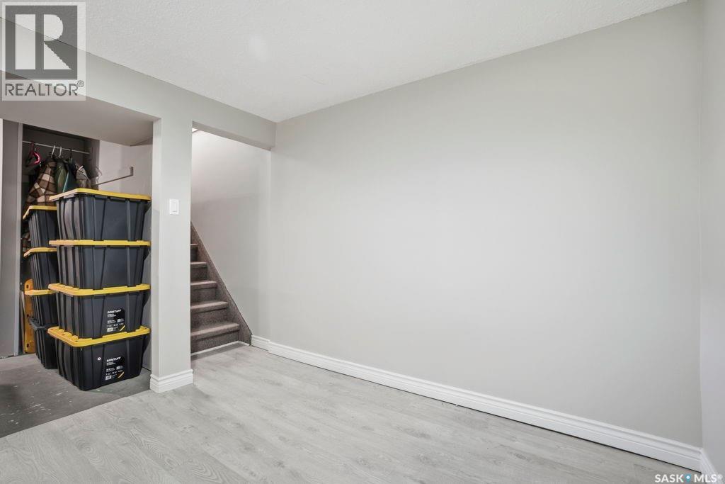 38 Cartier Crescent, Saskatoon, Saskatchewan  S7L 4L7 - Photo 21 - SK035696