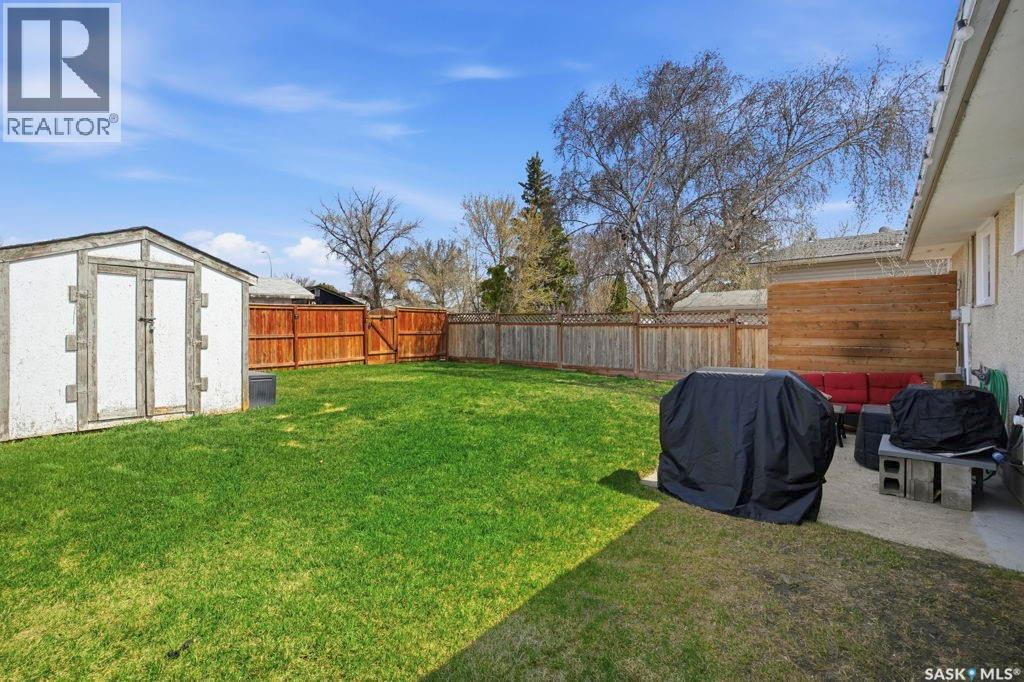 38 Cartier Crescent, Saskatoon, Saskatchewan  S7L 4L7 - Photo 27 - SK035696