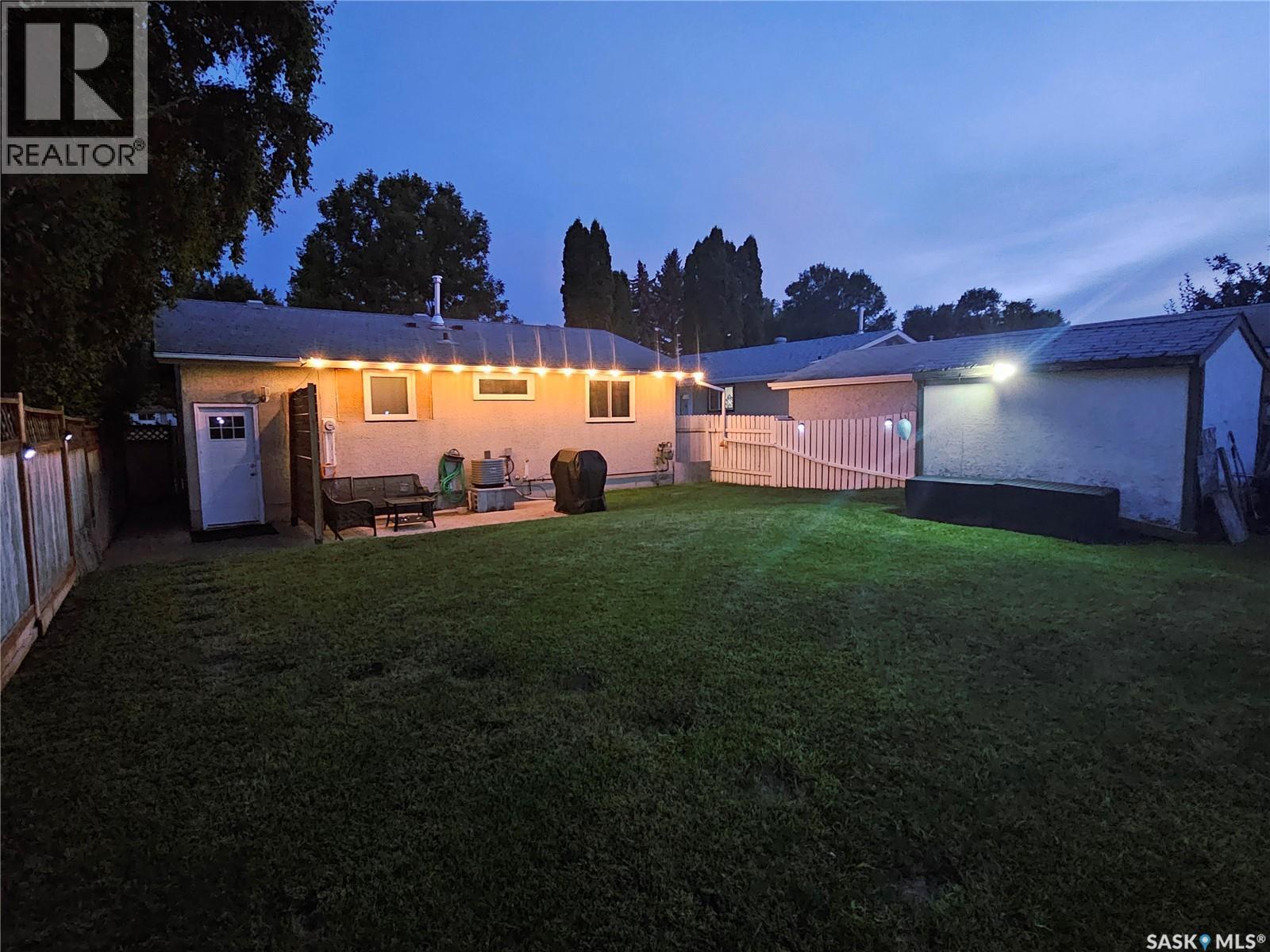 38 Cartier Crescent, Saskatoon, Saskatchewan  S7L 4L7 - Photo 30 - SK035696
