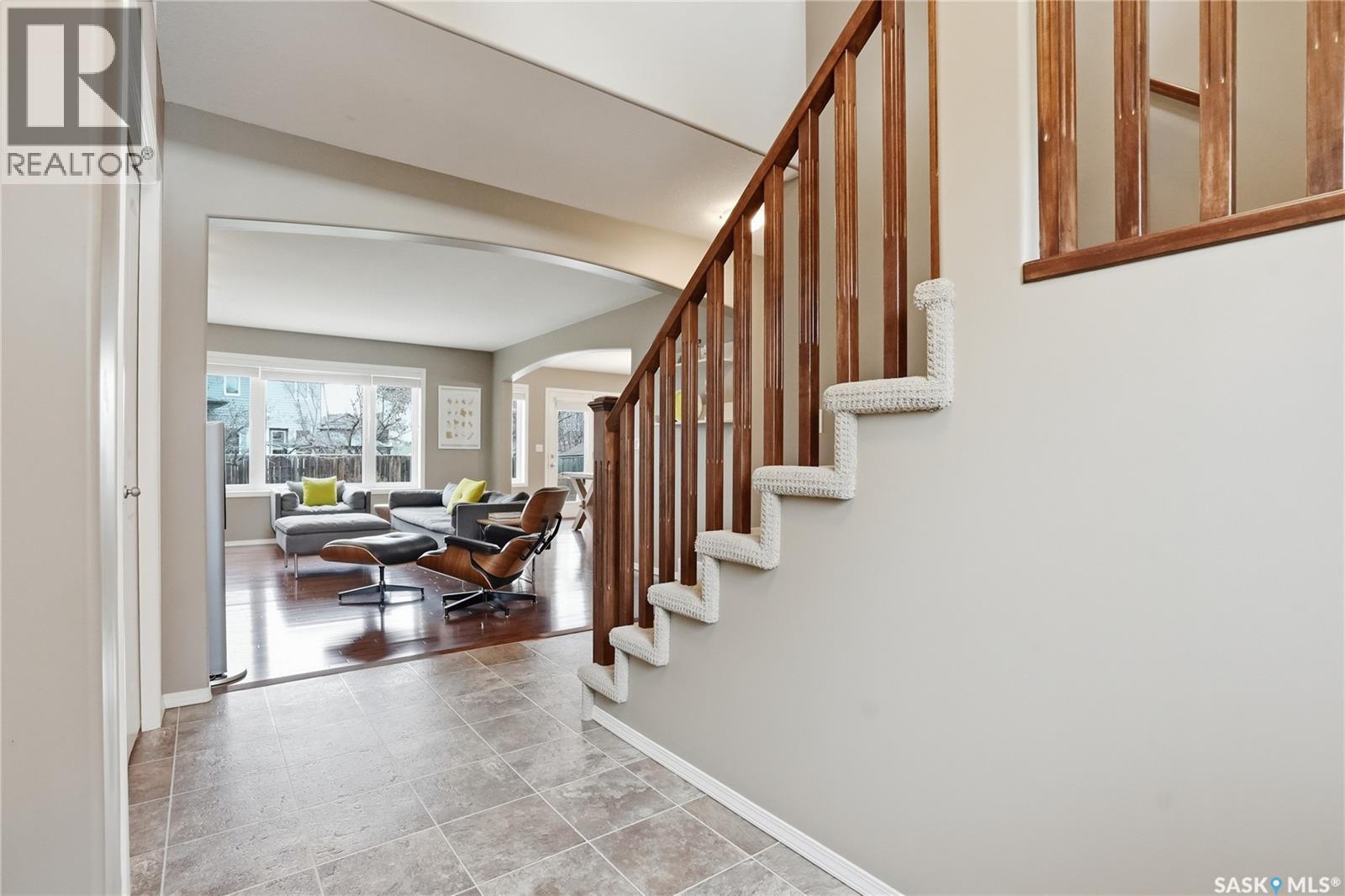 238 Stepney Crescent, Saskatoon, Saskatchewan  S7T 0A1 - Photo 4 - SK035432
