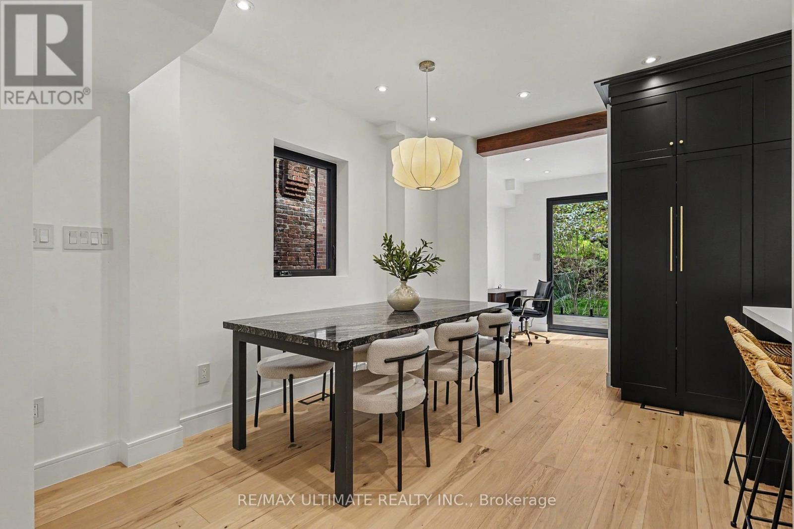 89 Alberta Avenue W, Toronto, Ontario  M6H 2R7 - Photo 4 - C13117082