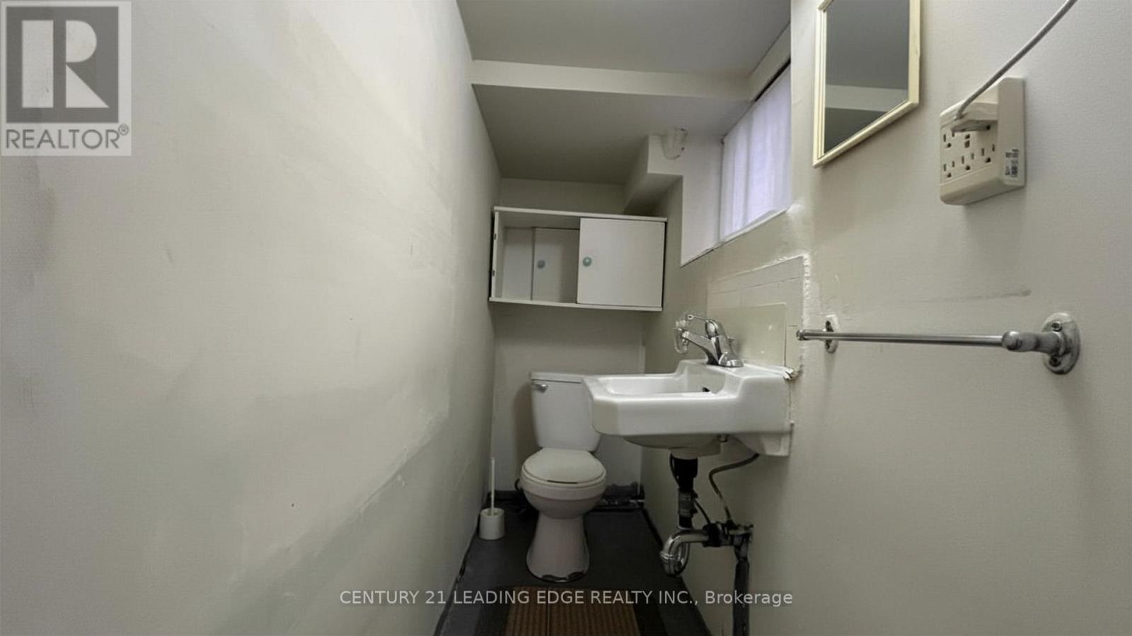 25 Madelaine Avenue, Toronto, Ontario  M1L 2X5 - Photo 10 - E13118014