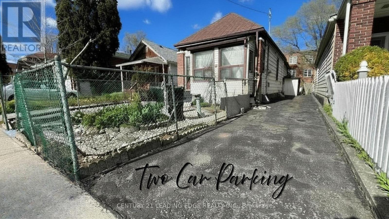 25 Madelaine Avenue, Toronto, Ontario  M1L 2X5 - Photo 16 - E13118014