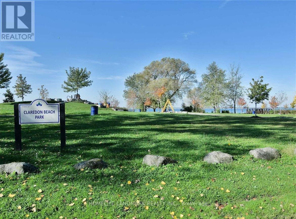 Unit 2 - 212 Ways Bay Drive, Georgina, Ontario  L4P 2M7 - Photo 2 - N13085386