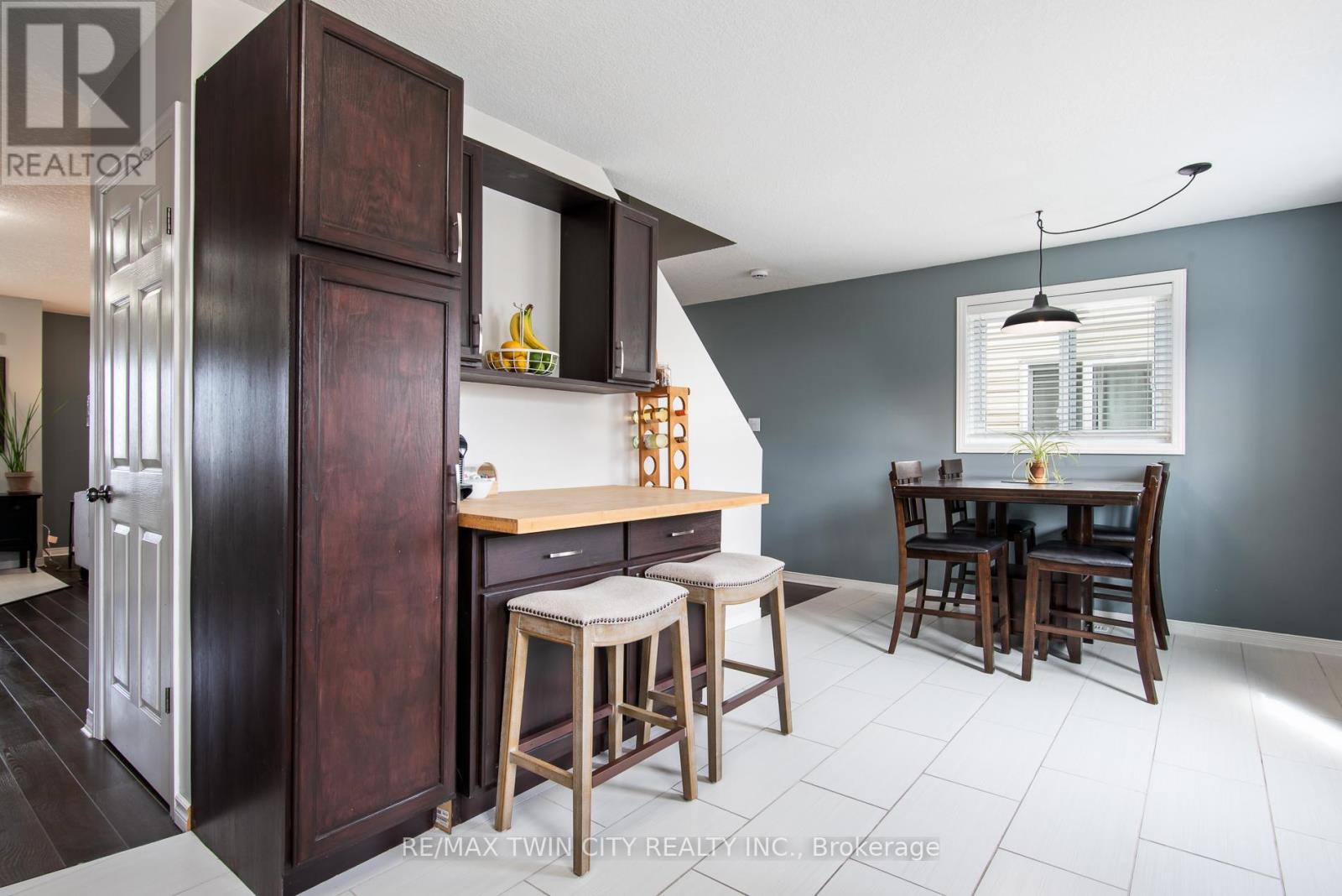 729 Brandenburg Boulevard, Waterloo, Ontario  N2T 2V4 - Photo 12 - X13117990