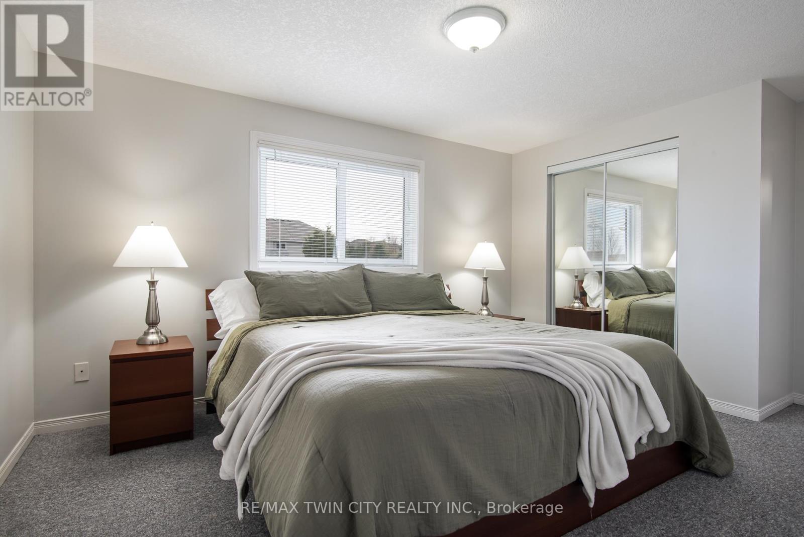 729 Brandenburg Boulevard, Waterloo, Ontario  N2T 2V4 - Photo 17 - X13117990