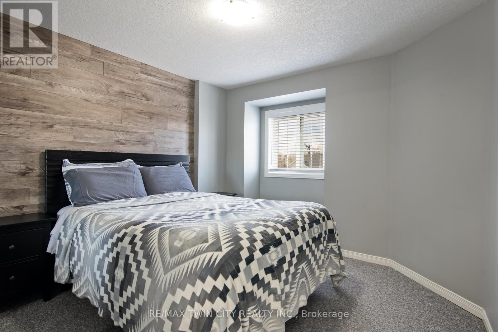 729 Brandenburg Boulevard, Waterloo, Ontario  N2T 2V4 - Photo 21 - X13117990