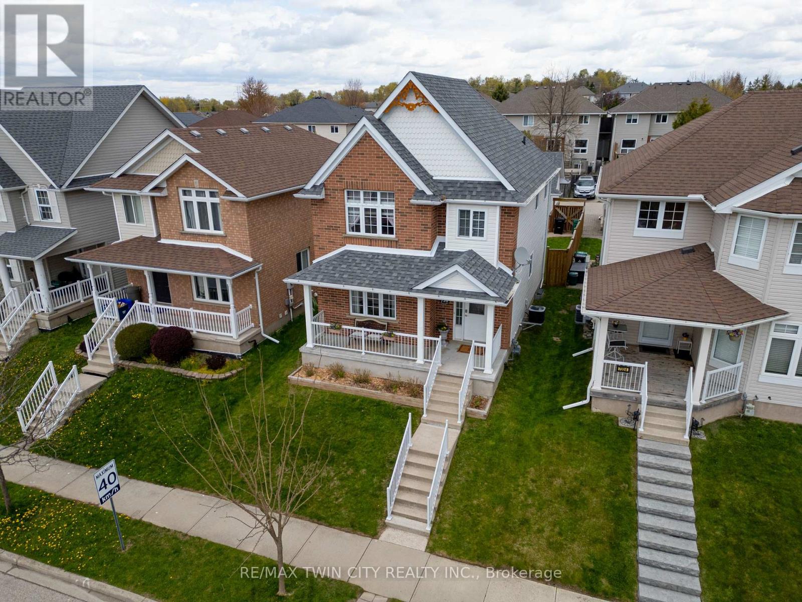 729 Brandenburg Boulevard, Waterloo, Ontario  N2T 2V4 - Photo 34 - X13117990