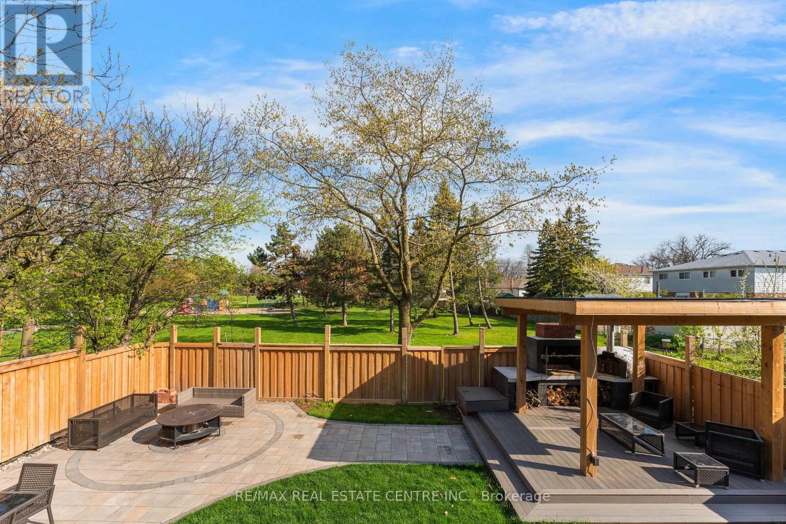 252 Paisley Boulevard W, Mississauga, Ontario  L5B 2A4 - Photo 47 - W13117894