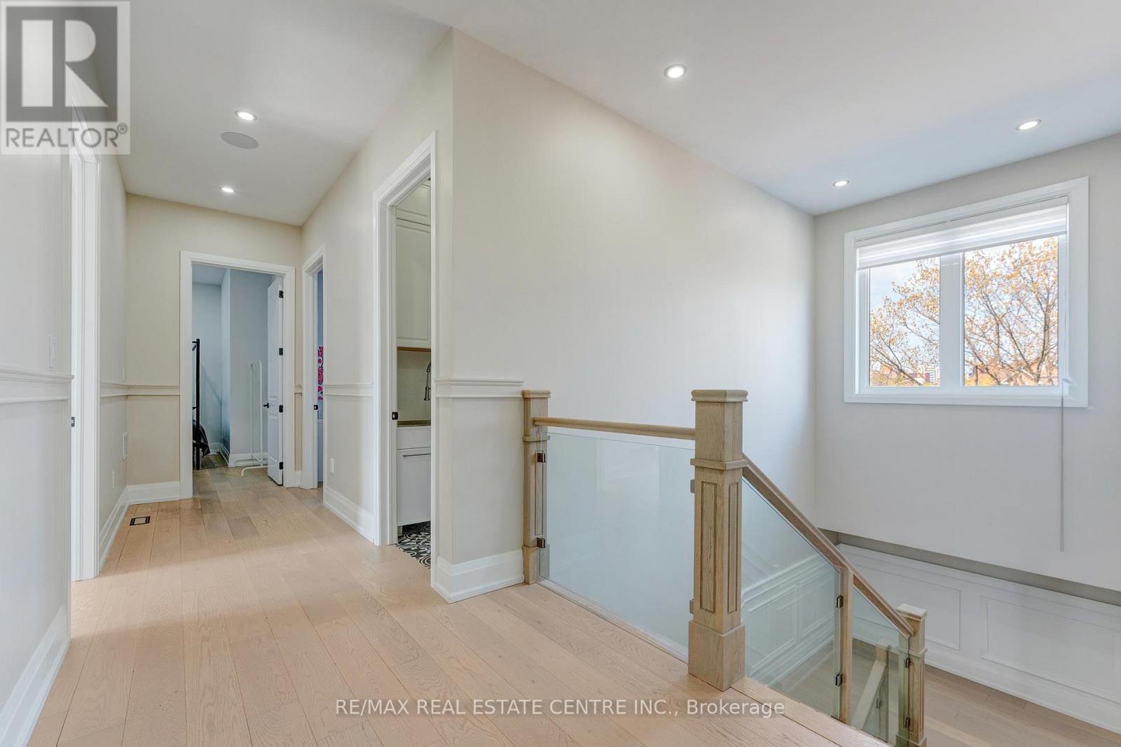 252 Paisley Boulevard W, Mississauga, Ontario  L5B 2A4 - Photo 22 - W13117894