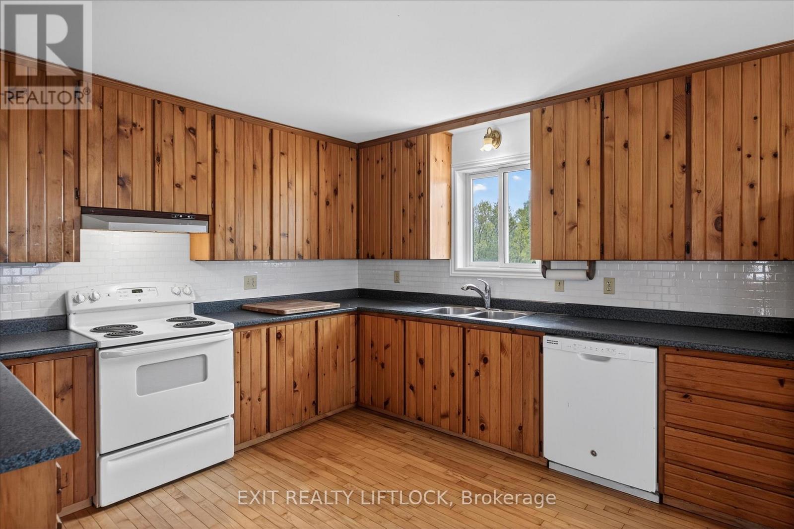 39 Third Line Rd S Dummer, Douro-Dummer, Ontario  K0L 2B0 - Photo 14 - X13118396