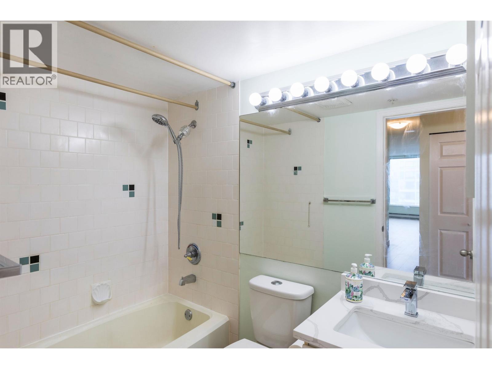 1808 5189 Gaston Street, Vancouver, British Columbia  V5R 6C7 - Photo 7 - R3111167