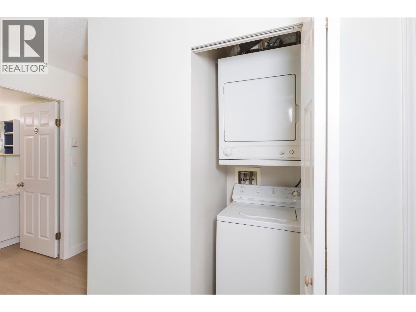 1808 5189 Gaston Street, Vancouver, British Columbia  V5R 6C7 - Photo 10 - R3111167