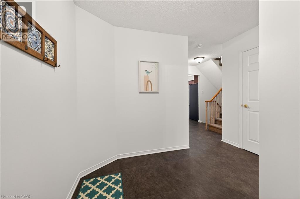 51 Pirie Drive, Dundas, Ontario  L9H 6X6 - Photo 5 - 40812400