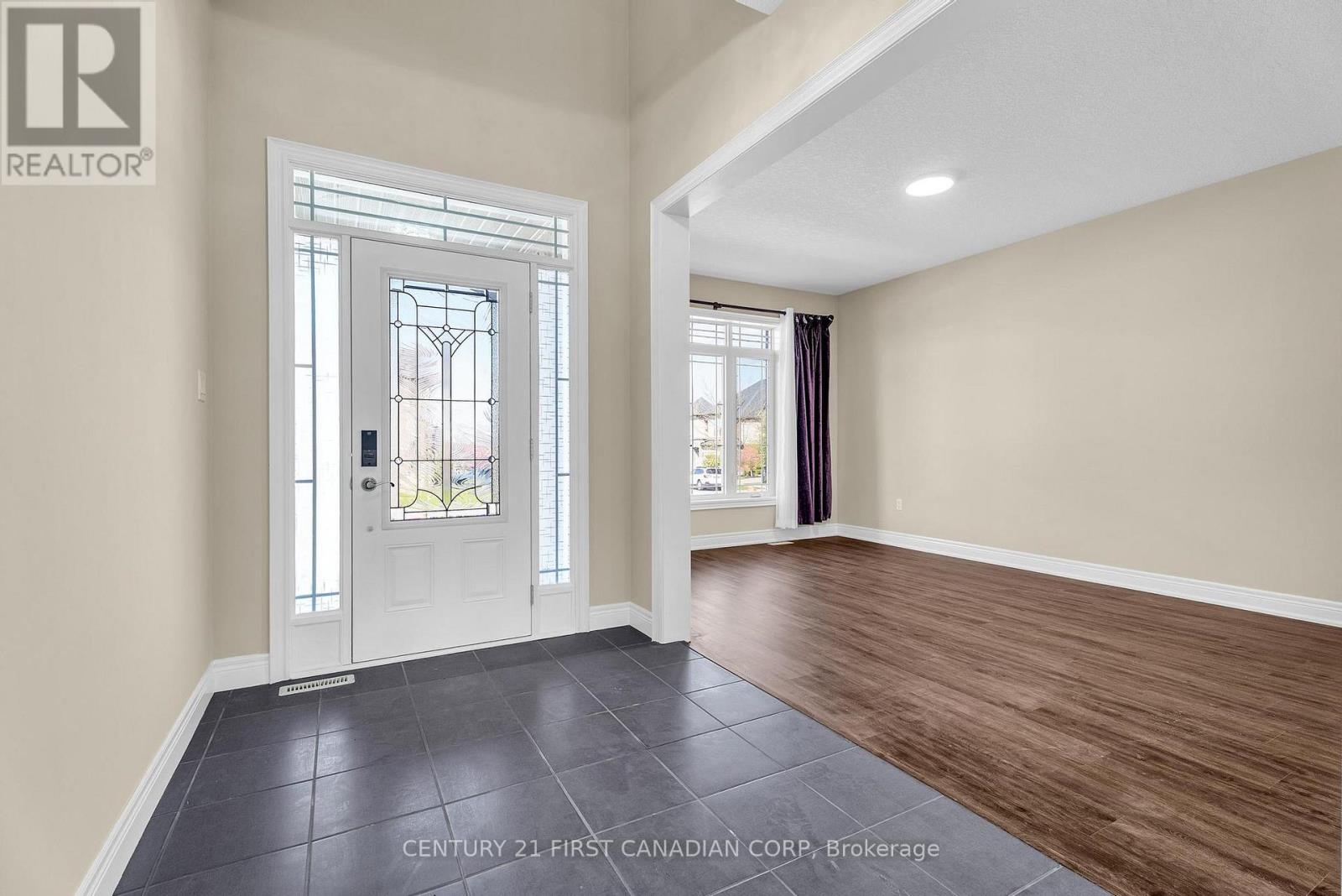 111 Bradwell Chase, London North, Ontario  N6G 0P3 - Photo 4 - X13118184