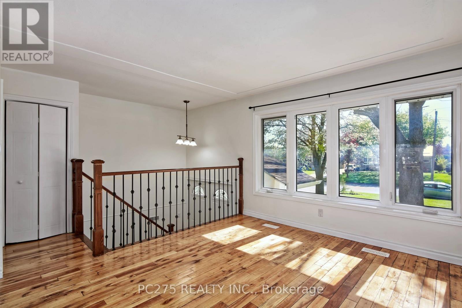 202 Michaelmas Street, London East, Ontario  N5Y 1N1 - Photo 5 - X13118206