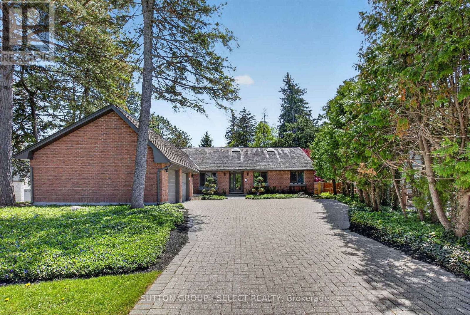 8 Tallwood Circle, London North, Ontario  N5X 2S1 - Photo 2 - X13118302