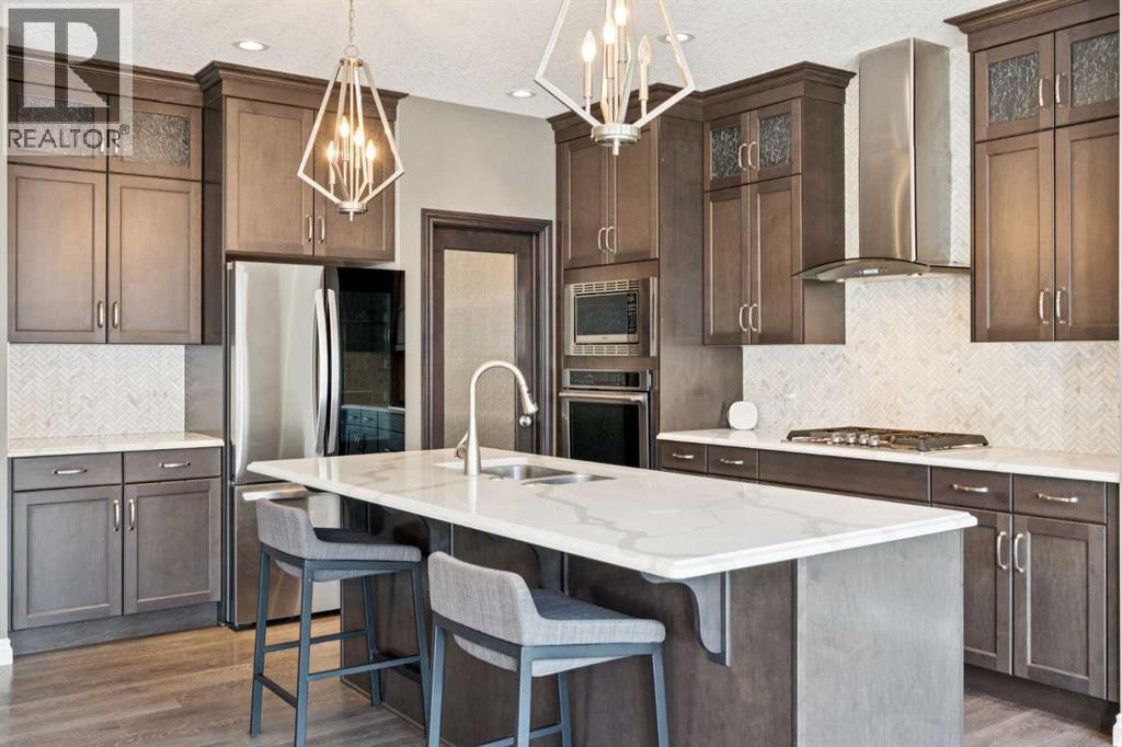 383 Evansglen Drive NW, Calgary, Alberta  T3P 0P1 - Photo 5 - A2289703