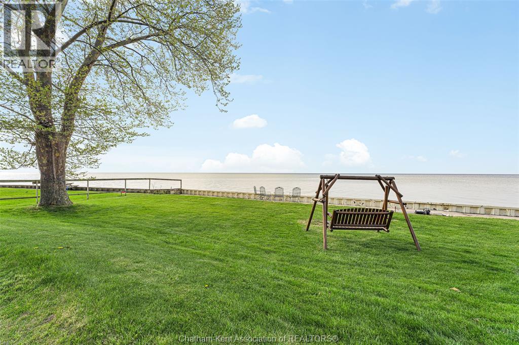 105 ISLAND CRESCENT, Lighthouse Cove, Ontario