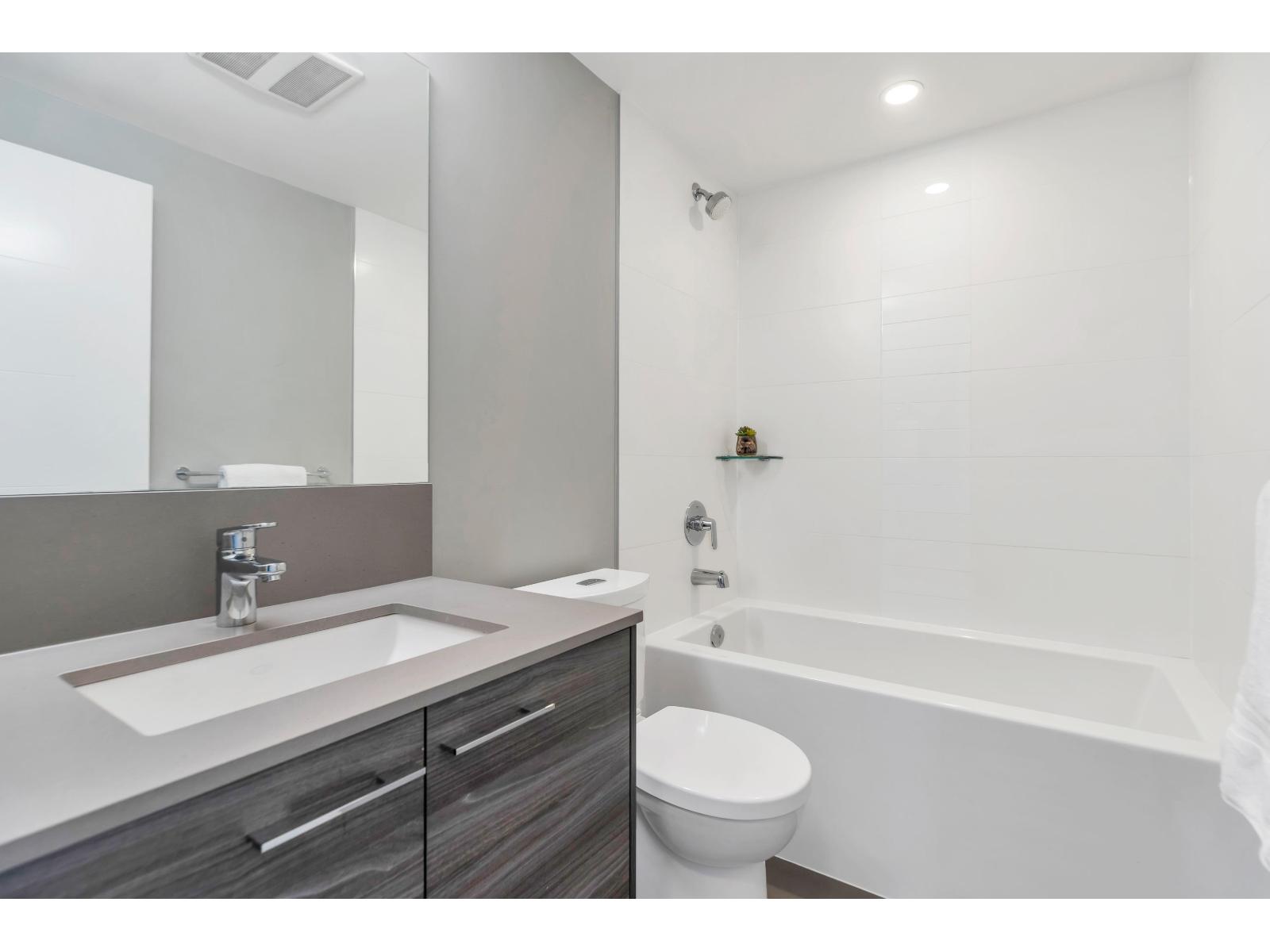 401 10581 140 Street, Surrey, British Columbia V3T 0M7 - Photo 9 - R3122574