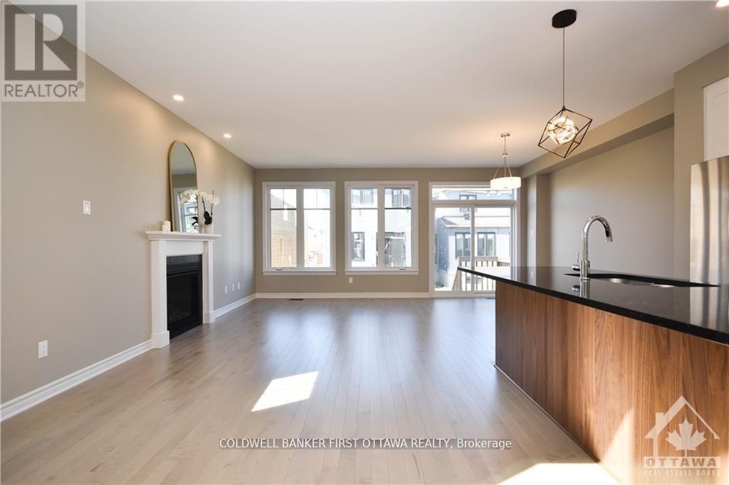 183 Angelonia Crescent, Ottawa, Ontario K1T 0Y4 - Photo 4 - X13118222