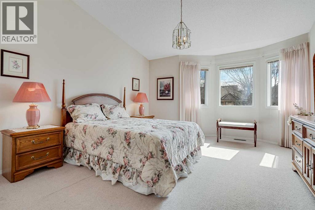58 Evergreen Bay SW, Calgary, Alberta  T2Y 3E9 - Photo 18 - A2308686