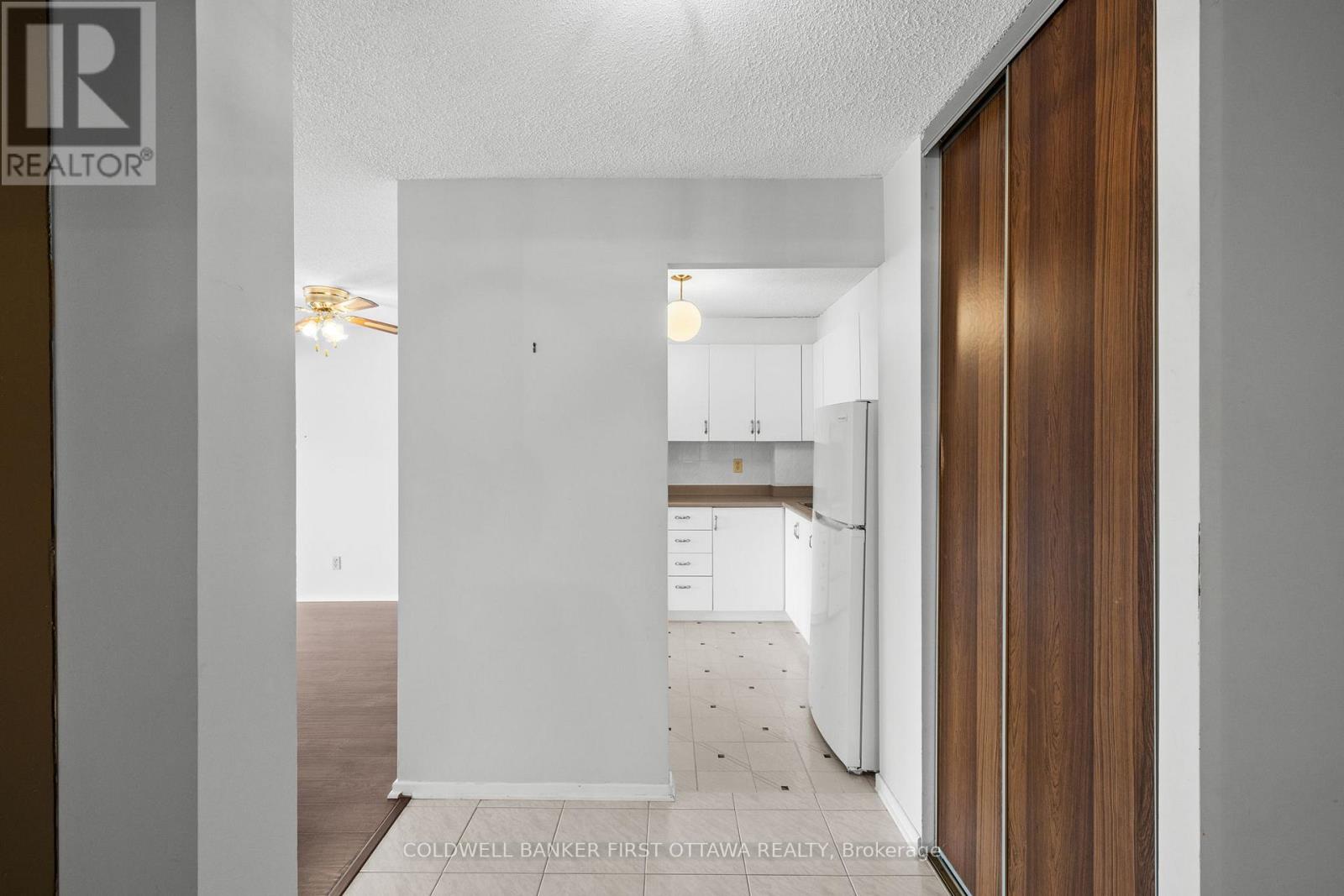 411 - 1100 Ambleside Drive, Ottawa, Ontario K2B 8G6 - Photo 5 - X13118288