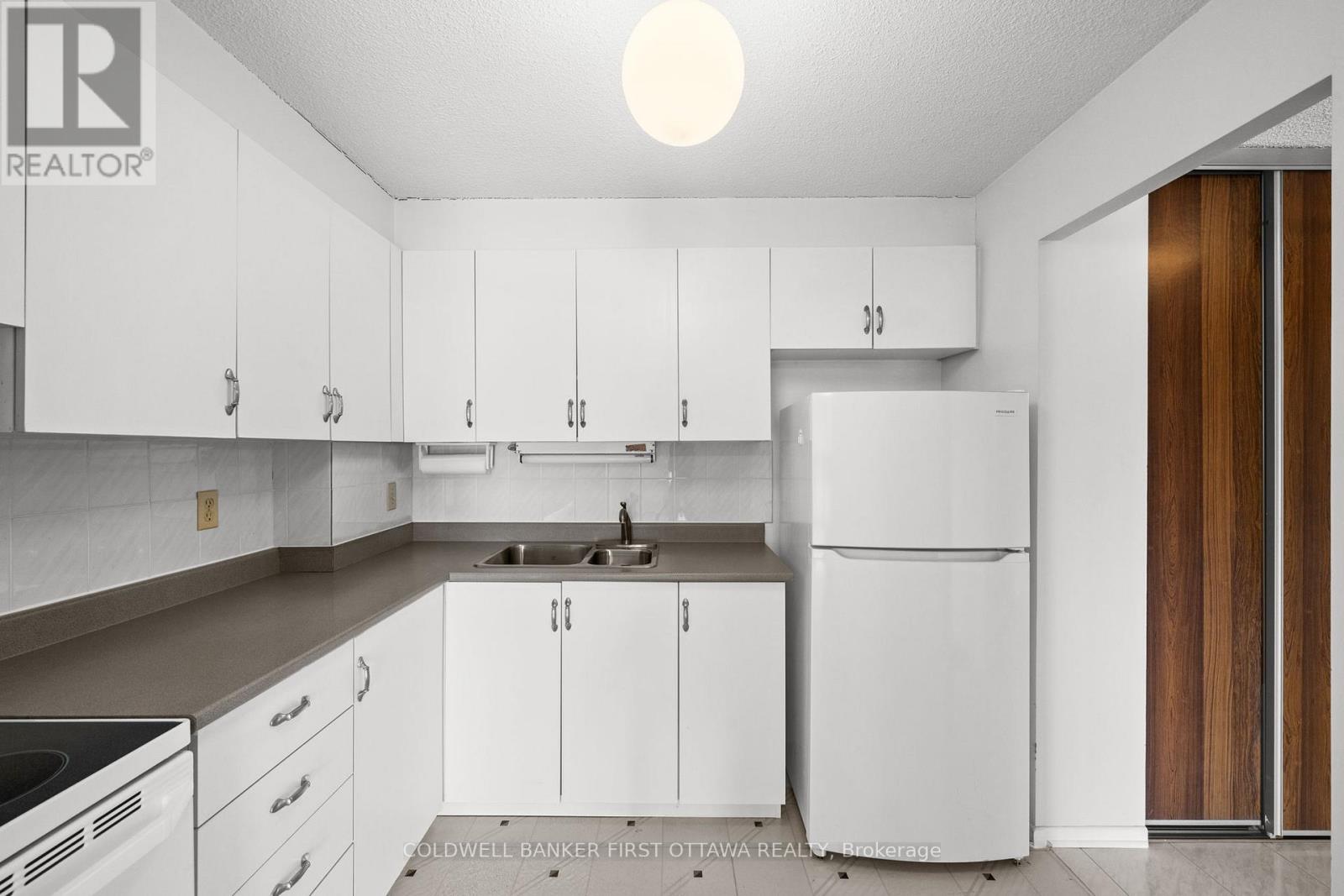 411 - 1100 Ambleside Drive, Ottawa, Ontario K2B 8G6 - Photo 9 - X13118288