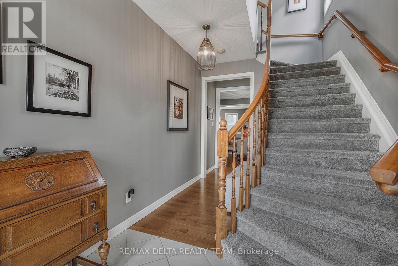 208 Serra Ridge, Ottawa, Ontario K4A 0V8 - Photo 5 - X13118426