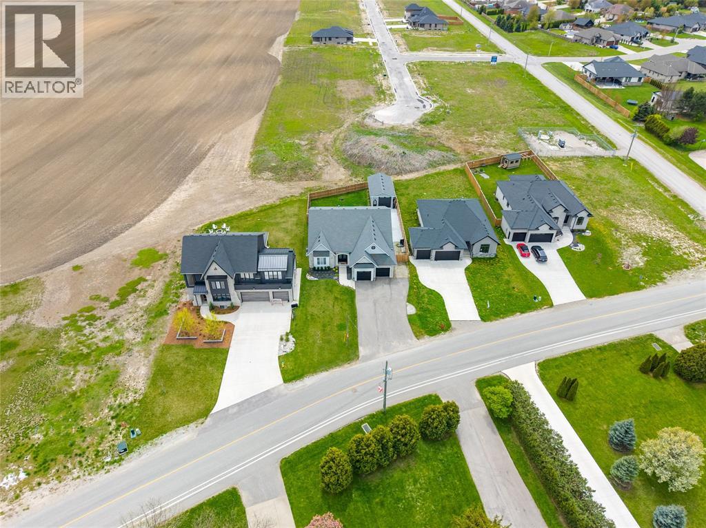 3613 Queen Street, Plympton-Wyoming, Ontario  N0N 1E0 - Photo 43 - 26010028