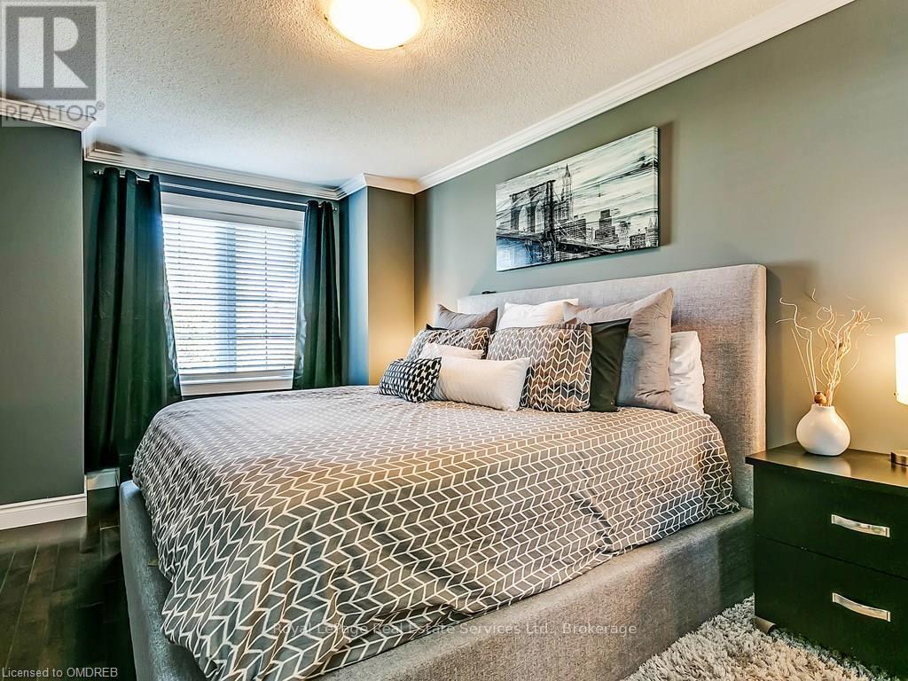 3052 Drumloch Avenue, Oakville, Ontario  L6M 5H8 - Photo 17 - W13118182
