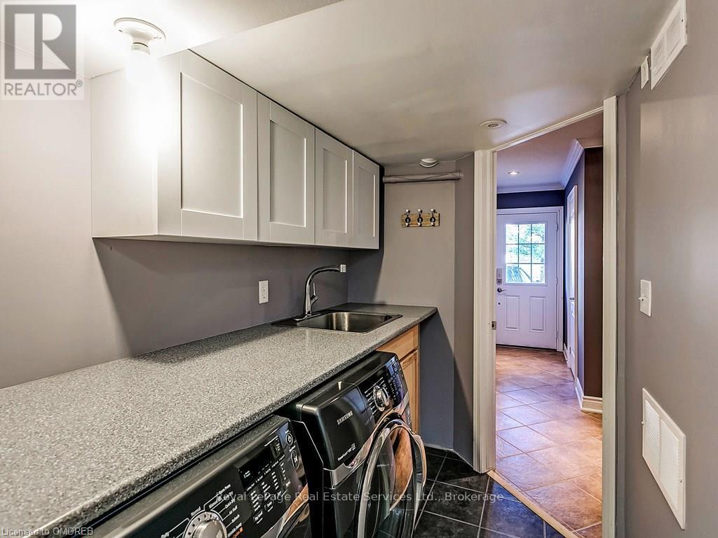 3052 Drumloch Avenue, Oakville, Ontario  L6M 5H8 - Photo 21 - W13118182