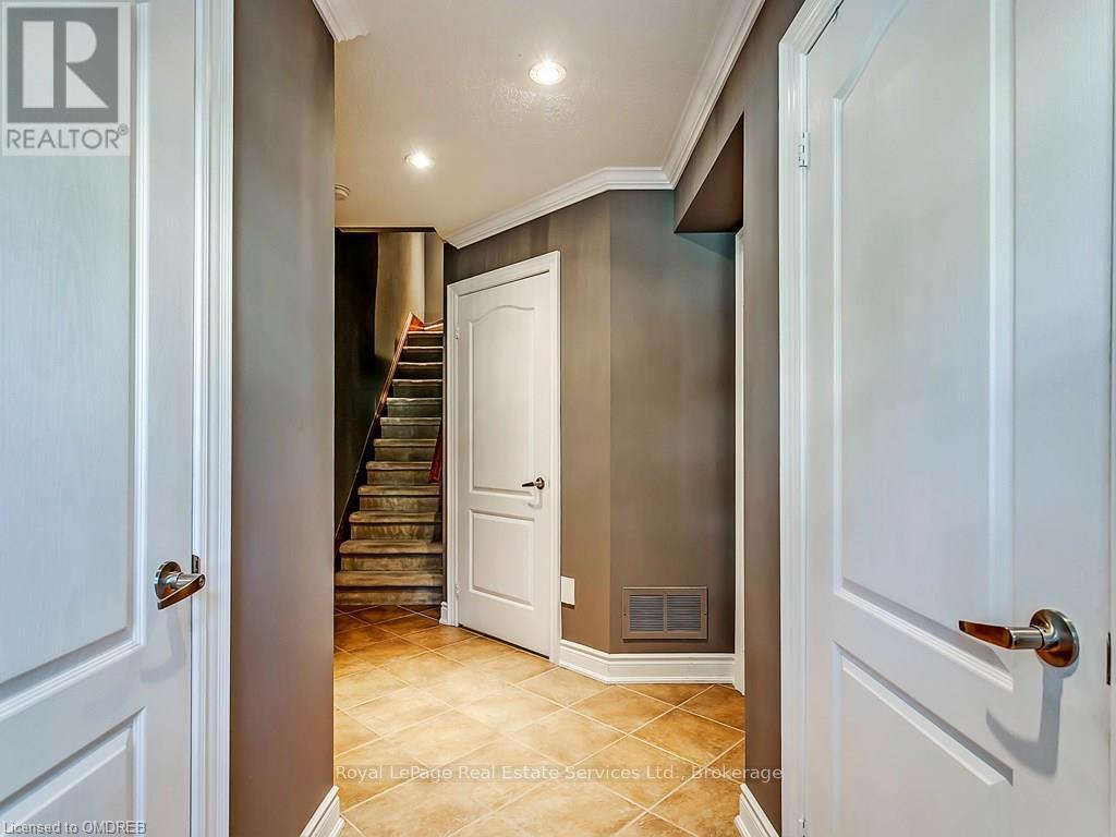 3052 Drumloch Avenue, Oakville, Ontario  L6M 5H8 - Photo 23 - W13118182