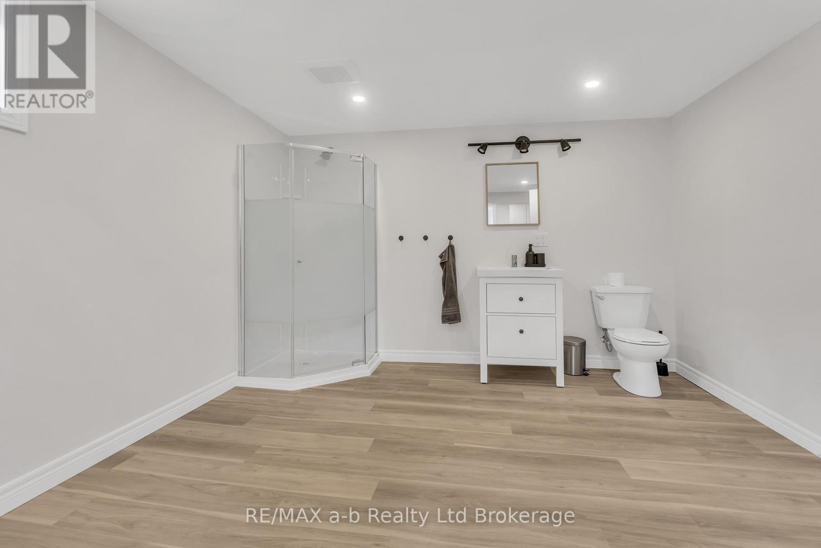 34 Dover Street, Woodstock, Ontario  N4S 3L8 - Photo 22 - X13118266