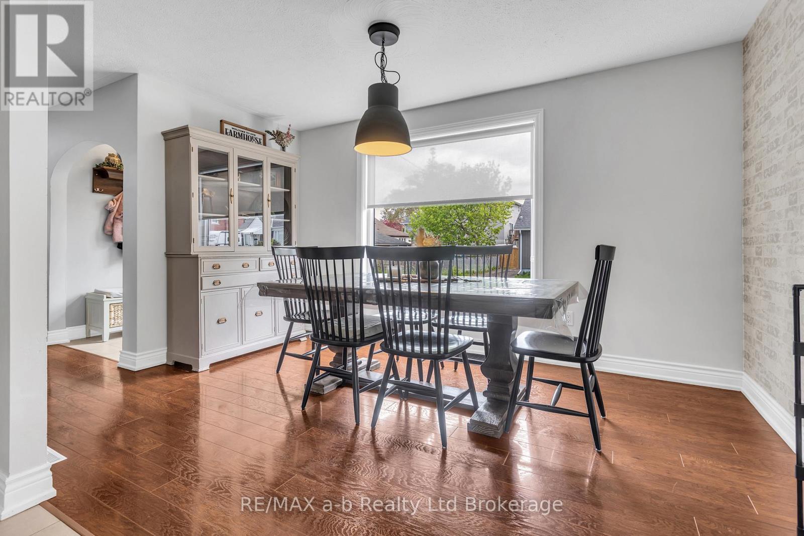34 Dover Street, Woodstock, Ontario  N4S 3L8 - Photo 7 - X13118266