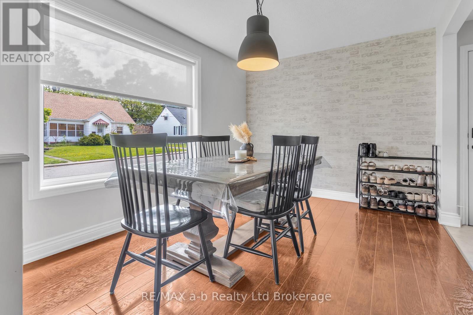 34 Dover Street, Woodstock, Ontario  N4S 3L8 - Photo 8 - X13118266