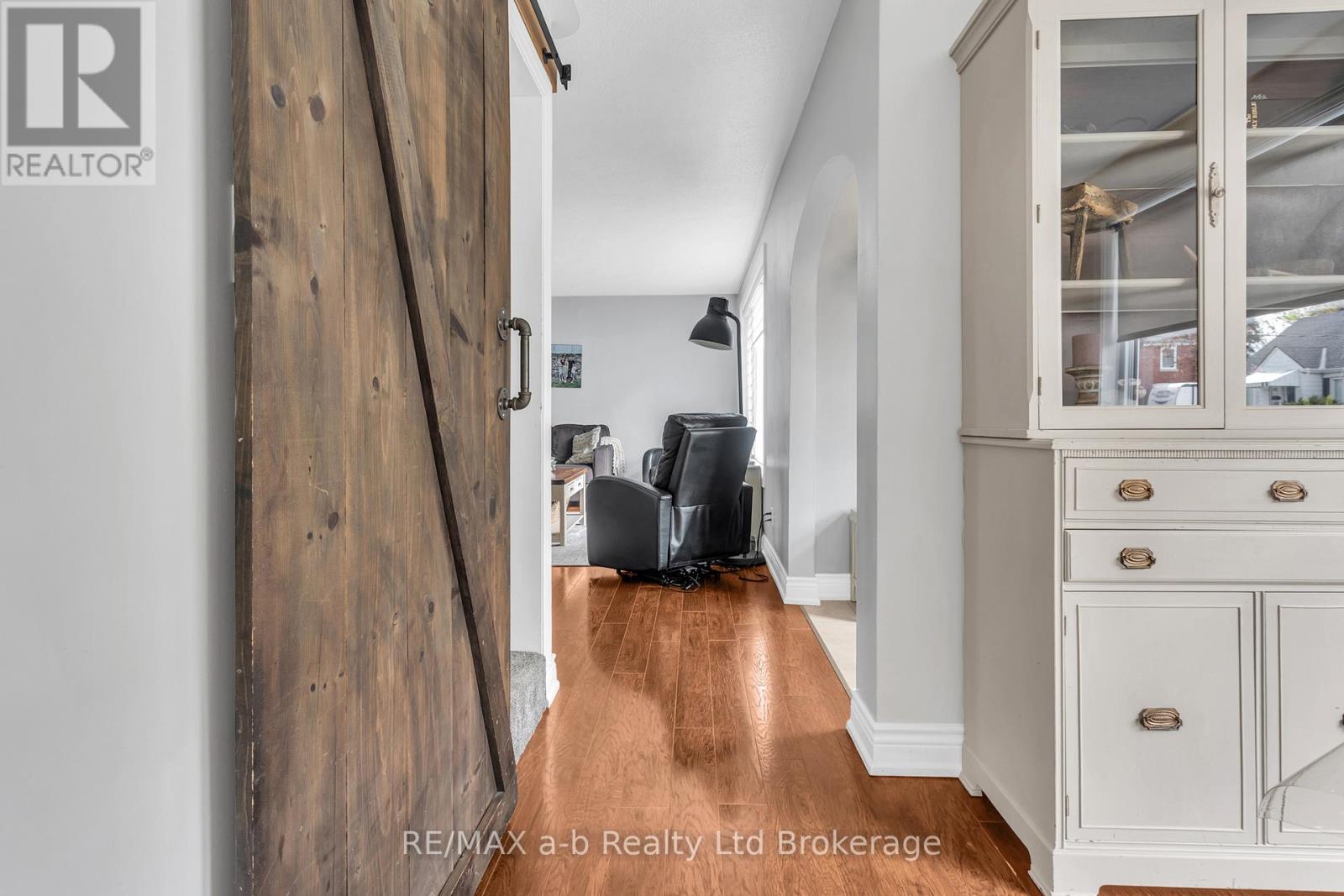34 Dover Street, Woodstock, Ontario  N4S 3L8 - Photo 9 - X13118266
