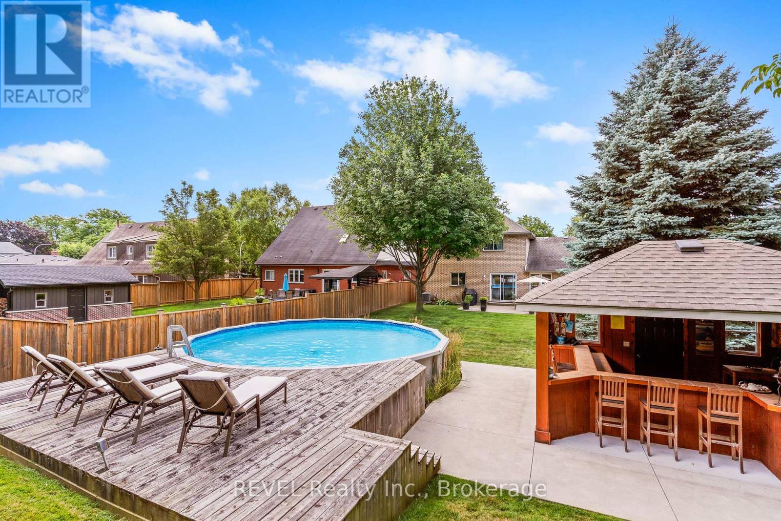 98 Debora Drive, Grimsby, Ontario  L3M 4J3 - Photo 10 - X13118366