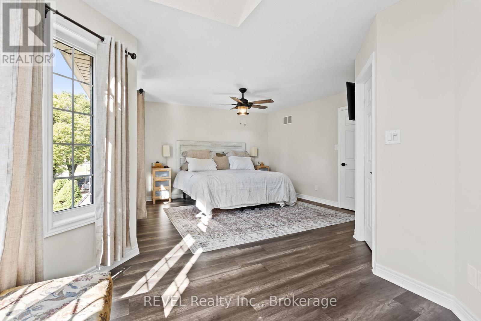 98 Debora Drive, Grimsby, Ontario  L3M 4J3 - Photo 33 - X13118366