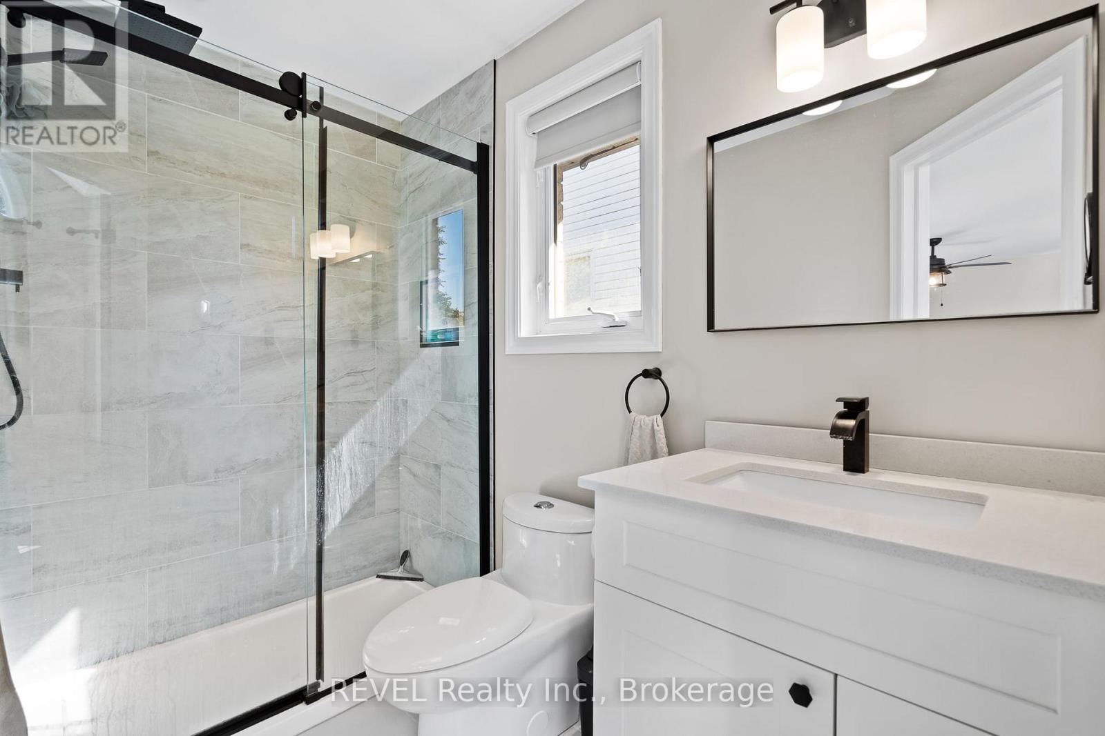 98 Debora Drive, Grimsby, Ontario  L3M 4J3 - Photo 34 - X13118366