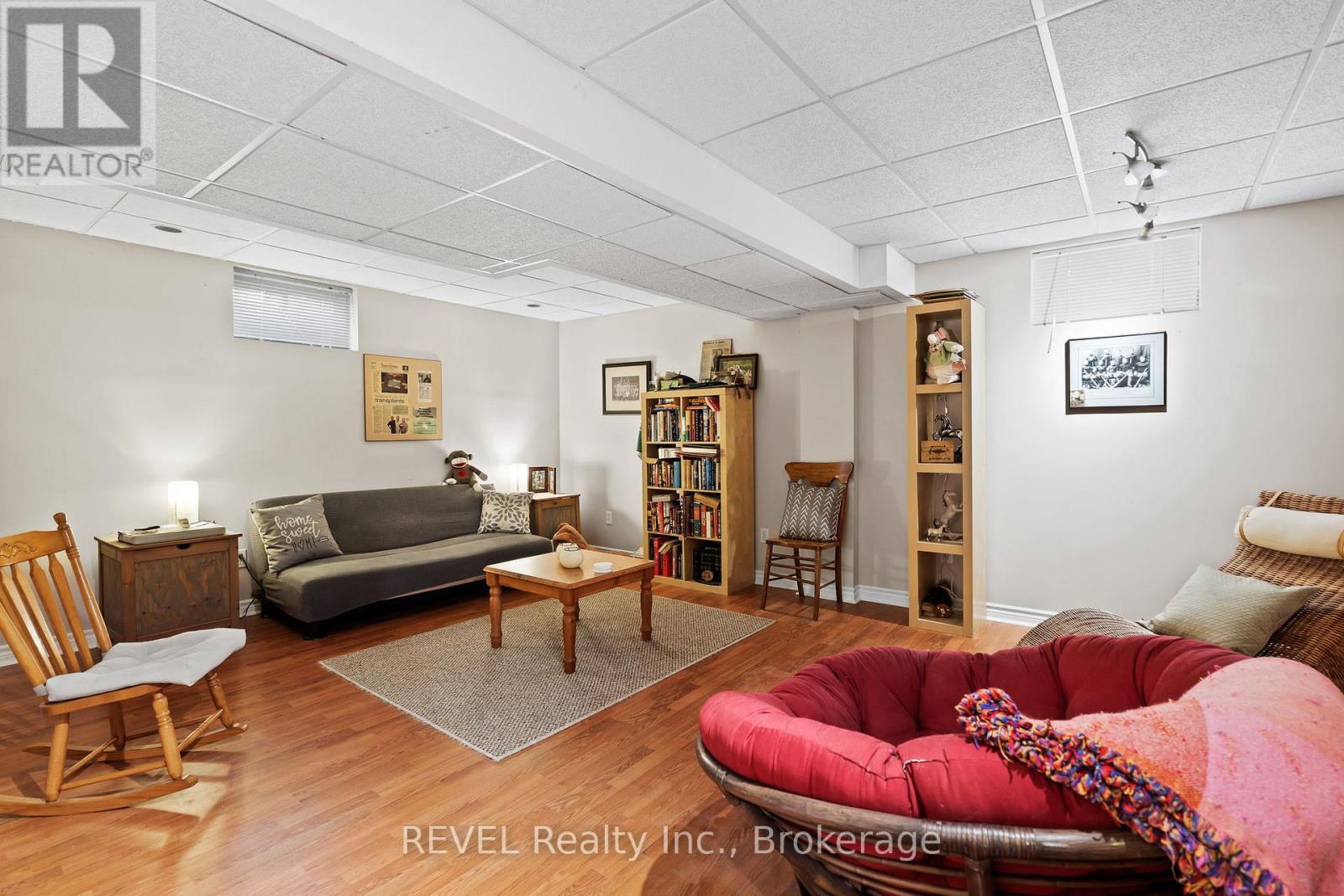 98 Debora Drive, Grimsby, Ontario  L3M 4J3 - Photo 38 - X13118366