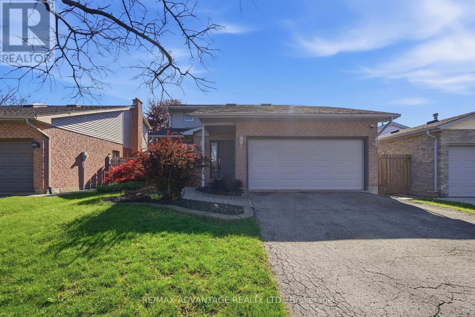 99 Conway Lane, London South, Ontario  N6E 3K1 - Photo 3 - X12795348