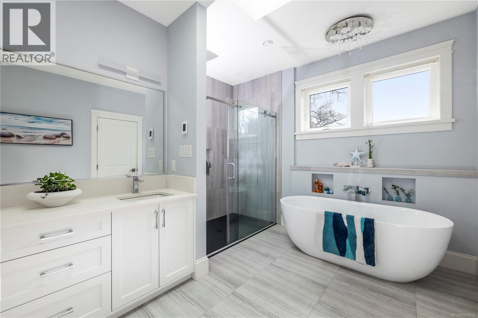 3350 Weald Rd, Oak Bay, British Columbia  V8R 6E3 - Photo 35 - 1036552