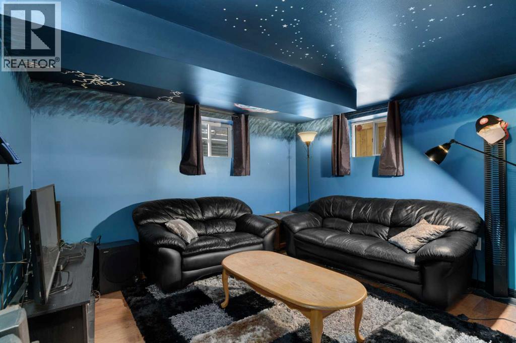 2219 41 Street Se, Calgary, Alberta  T2B 1C8 - Photo 13 - A2288693