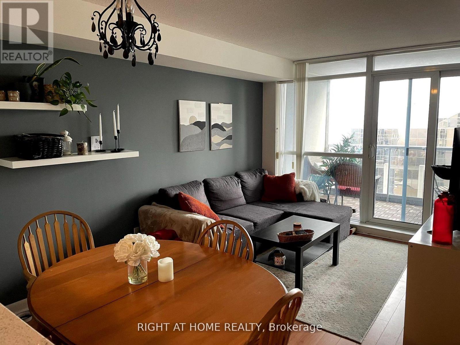3201 - 4978 Yonge Street, Toronto, Ontario  M2N 7G8 - Photo 3 - C13116616