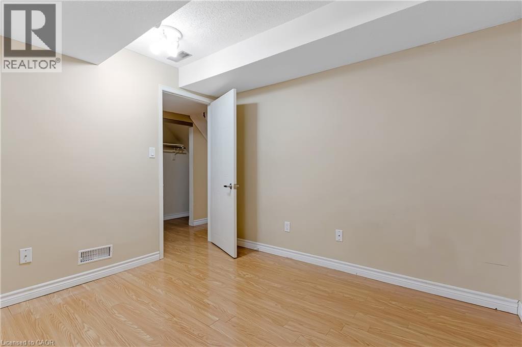 302 College Ave W Unit# 74, Guelph, Ontario  N1G 4T6 - Photo 40 - 40829441